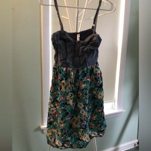 Spaghetti strap floral/jean Xhilaration size medium dress